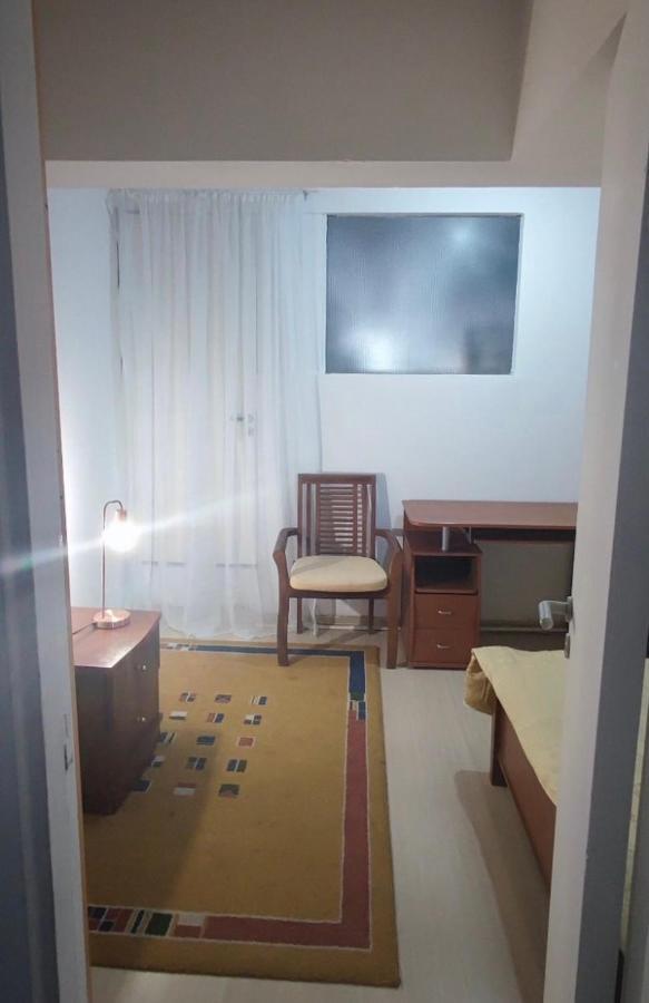 Private Bedroom Paphos Central Exterior photo